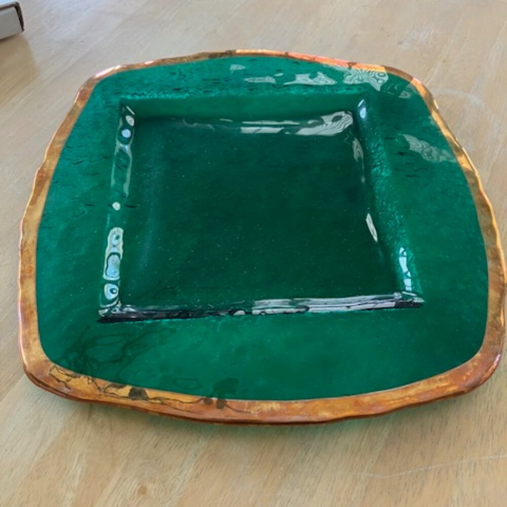 LE Smith Gold rimmed Green glass plate
